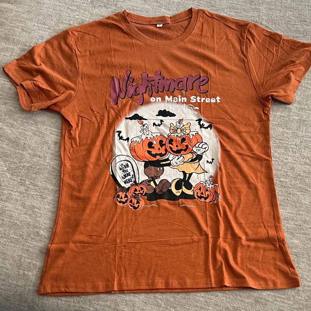 Nightmare on Main Street Disney Themed Halloween Tee NWT